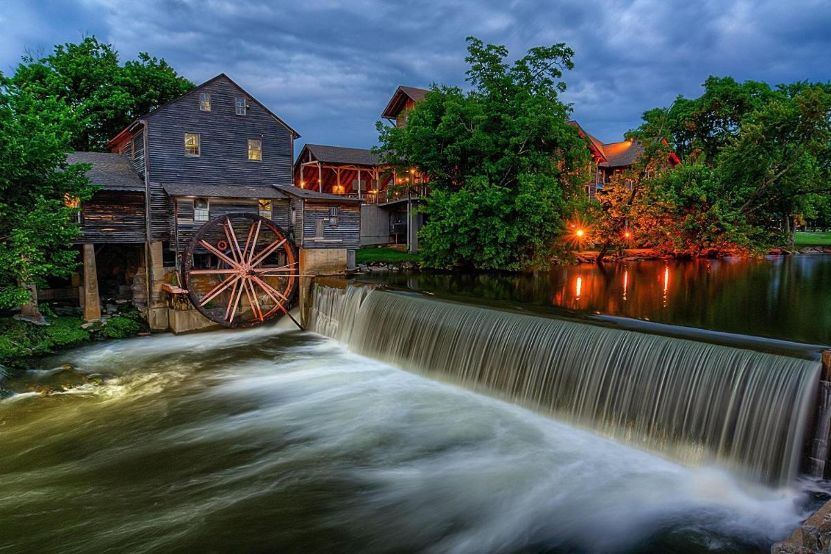 Breathtaking View, Hot Tub, 1089 Of Free Attraction Tickets For Each Paid Day, Dollywood And More! Sevierville Exterior foto